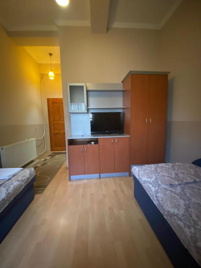 סקופיה Hotel Santos מראה חיצוני תמונה